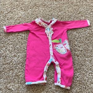 BabiesRUs Pajamas - Baby girl onesie BabiesRUs Pajamas - Baby girl onesie